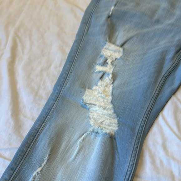 Hollister Advanced Stretch Skinny Jeans 34x30 NWT distressed - Picture 3 of 6